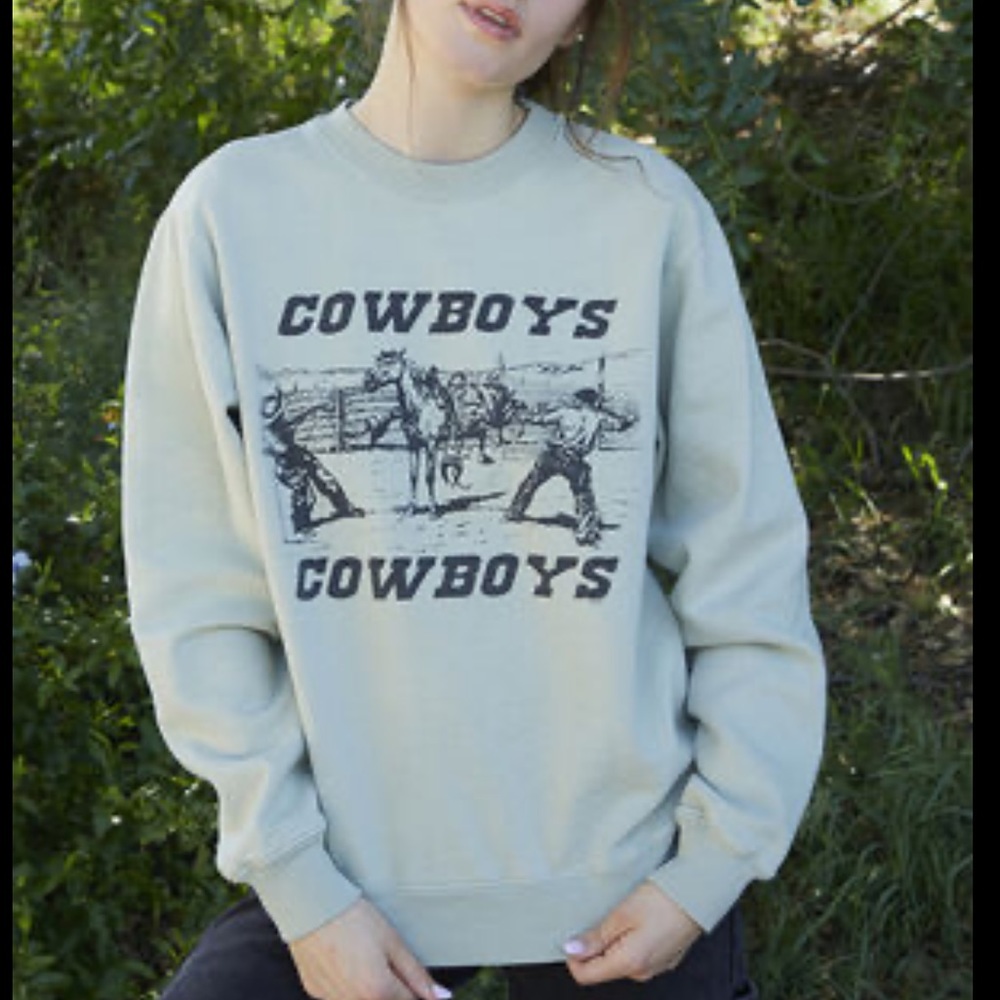 Pacsun cowboys sweatshirt size L